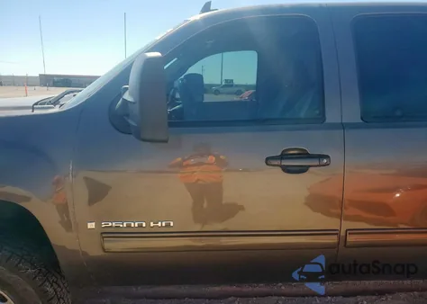 2008 GMC Sierra K2500 Heavy Duty из США, поврежденный, VIN 1GTHK23638F140996